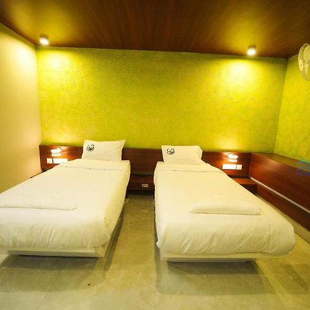 Bigmall Residency Hotel Kannangad Екстериор снимка