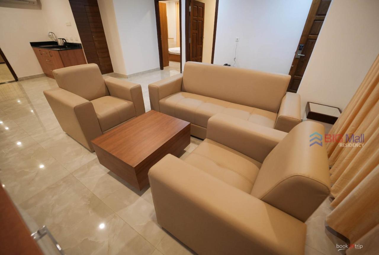 Bigmall Residency Hotel Kannangad Екстериор снимка