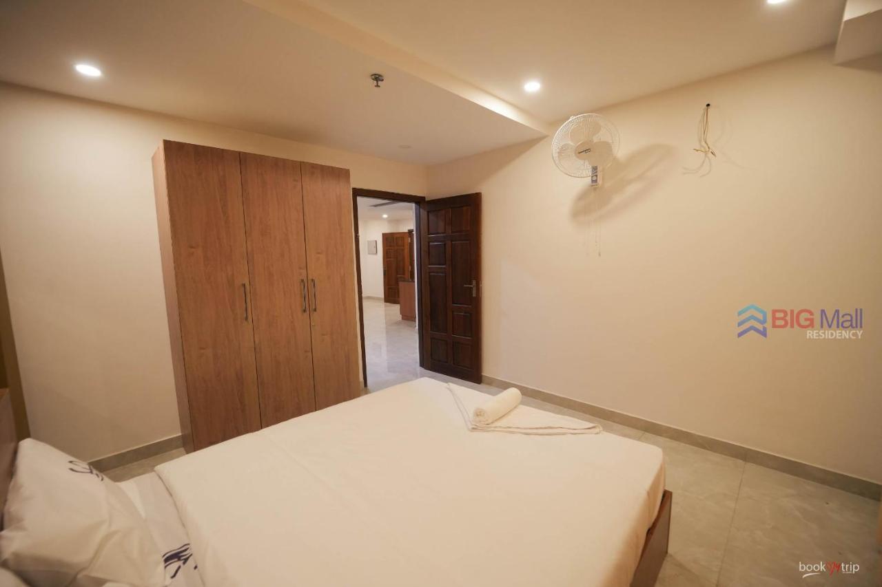 Bigmall Residency Hotel Kannangad Екстериор снимка
